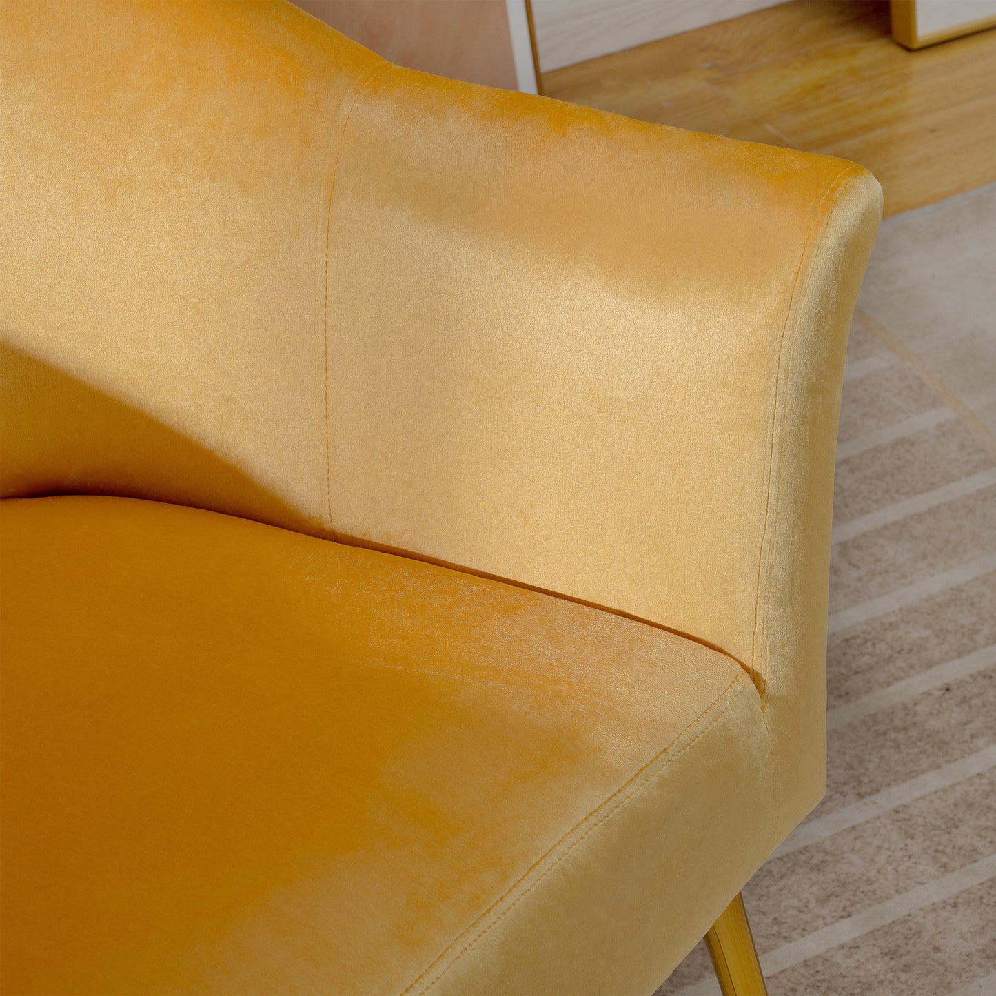 Velvet Accent Chair with  Wood Frame, Modern Armchair Club Leisure Chair with Gold Metal Legs