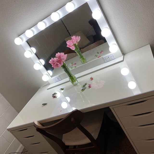 Glam Style Lighted USB Vanity Mirror-2